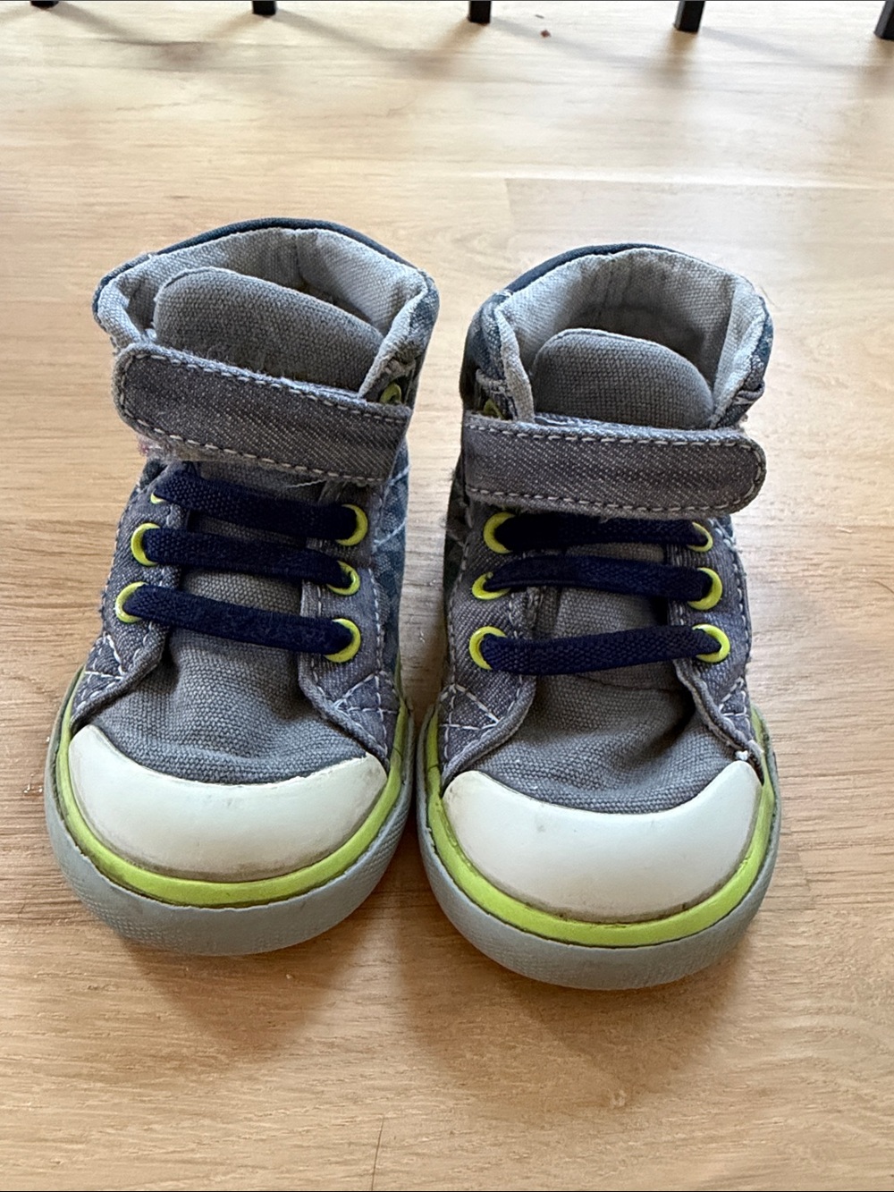 See Kai Tun Kids Gray High-Top Sneakers with Lime Accent